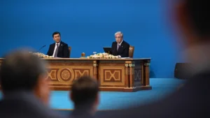 Қоғамдық ұйымның атауы емес, атқаратын нақты ісі маңызды тақырыбы бойынша иллюстрациялық сурет