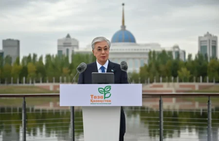 Граффитиге тоқтау: Тоқаев Қасымбекке нақты тапсырма берді Tokaev