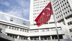 Түркия Ақтаудағы оқу-жаттығуда сарбаздардың қаза болуына байланысты көңіл айтты тақырыбы бойынша иллюстрациялық сурет