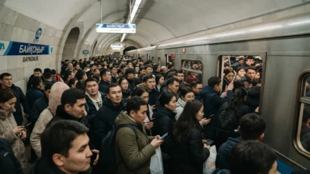 Алматы метросындағы кептеліс: пойыздар тапшылығы қалай шешіледі? тақырыбы бойынша иллюстрациялық сурет