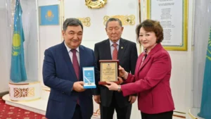 Астанада Түркістан екі томдық энциклопедиясы таныстырылды тақырыбы бойынша иллюстрациялық сурет