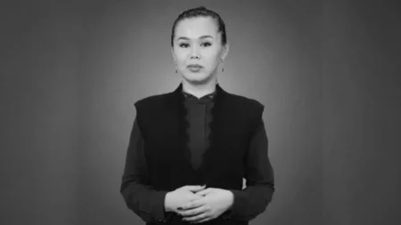 Ауыр қаза: «Хабар» арнасының журналисі Индира Жылқайдарова дүниеден озды Ауыр қаза: Хабар арнасының журналисі Индира Жылқайдарова дүниеден озды тақырыбы бойынша иллюстрациялық сурет