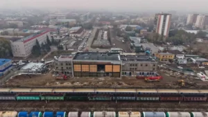 Берік Уәли Семей теміржол вокзалының құрылыс қарқынын арттыруды тапсырды тақырыбы бойынша иллюстрациялық сурет