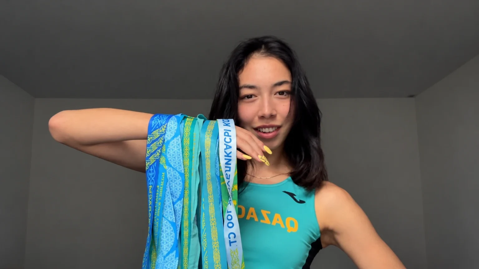 «Думаете, мне нужна просто медаль?!»: Токсанбаева о скандале на Азиаде Думаете, мне нужна просто медаль?!: Токсанбаева о скандале на Азиаде тақырыбы бойынша иллюстрациялық сурет