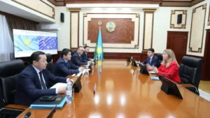 Еуропалық одақ елшісі Маңғыстауға келді: тараптар нені келісті? тақырыбы бойынша иллюстрациялық сурет