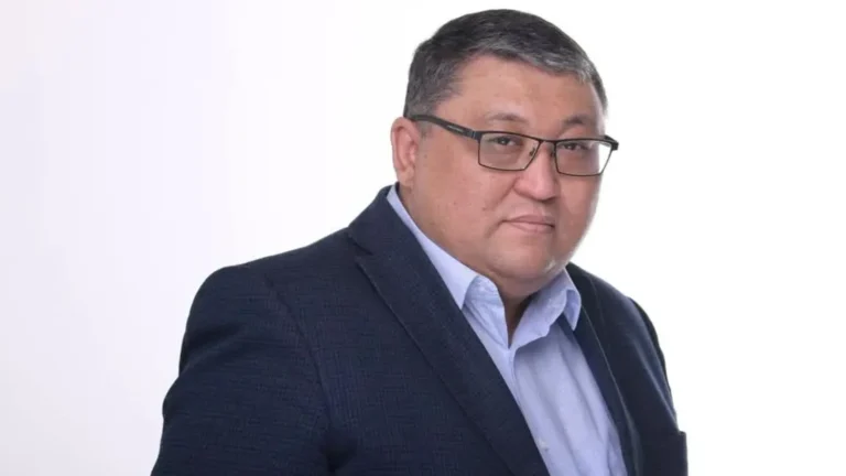 Ғалым Байтұқ Үкіметтің жаңа Салық кодексіне қатысты саясатын сынады тақырыбы бойынша иллюстрациялық сурет
