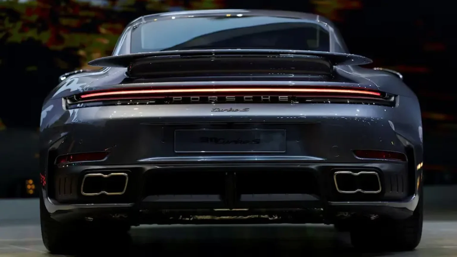 Көлік сатылымы азайса да, Porsche табысы қалай 40 есе өсті? Көлік сатылымы азайса да, Porsche табысы қалай 40 есе өсті? тақырыбы бойынша иллюстрациялық сурет