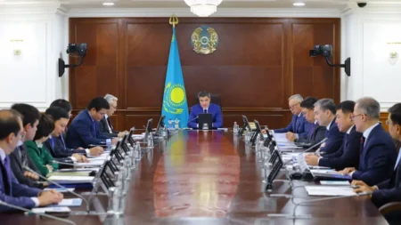 Олжас Бектенов халықаралық қаржы ұйымдарымен ынтымақтастық жөнінде кеңес өткізді Олжас Бектенов халықаралық қаржы ұйымдарымен ынтымақтастық жөнінде кеңес өткізді тақырыбы бойынша иллюстрациялық сурет