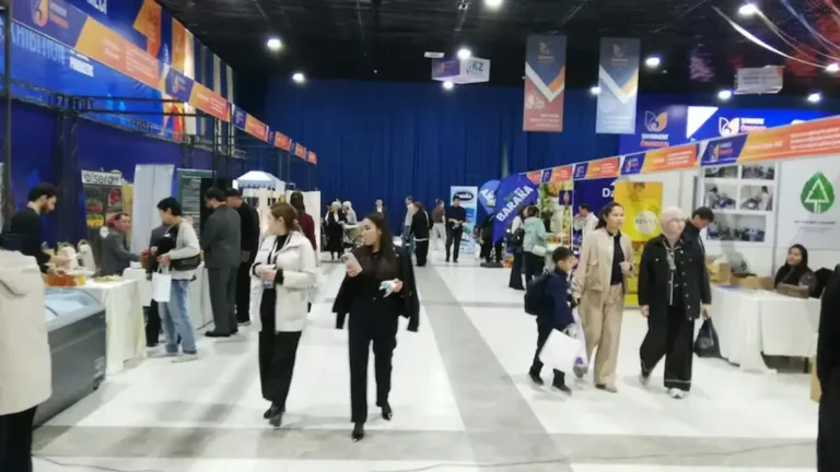 Шымкентте отандық кәсіпорындар қатысқан дәстүрлі көрме ашылды тақырыбы бойынша иллюстрациялық сурет