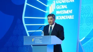 Шымкентте өткен дөңгелек үстелде $4,8 млрд құжаттарға қол қойылды тақырыбы бойынша иллюстрациялық сурет