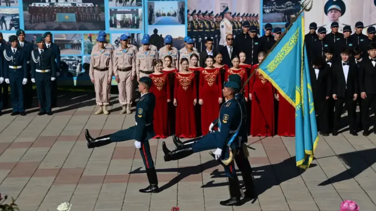 Шымкенттен 27 азамат Мемлекеттік күзет қызметі қатарына аттанды тақырыбы бойынша иллюстрациялық сурет
